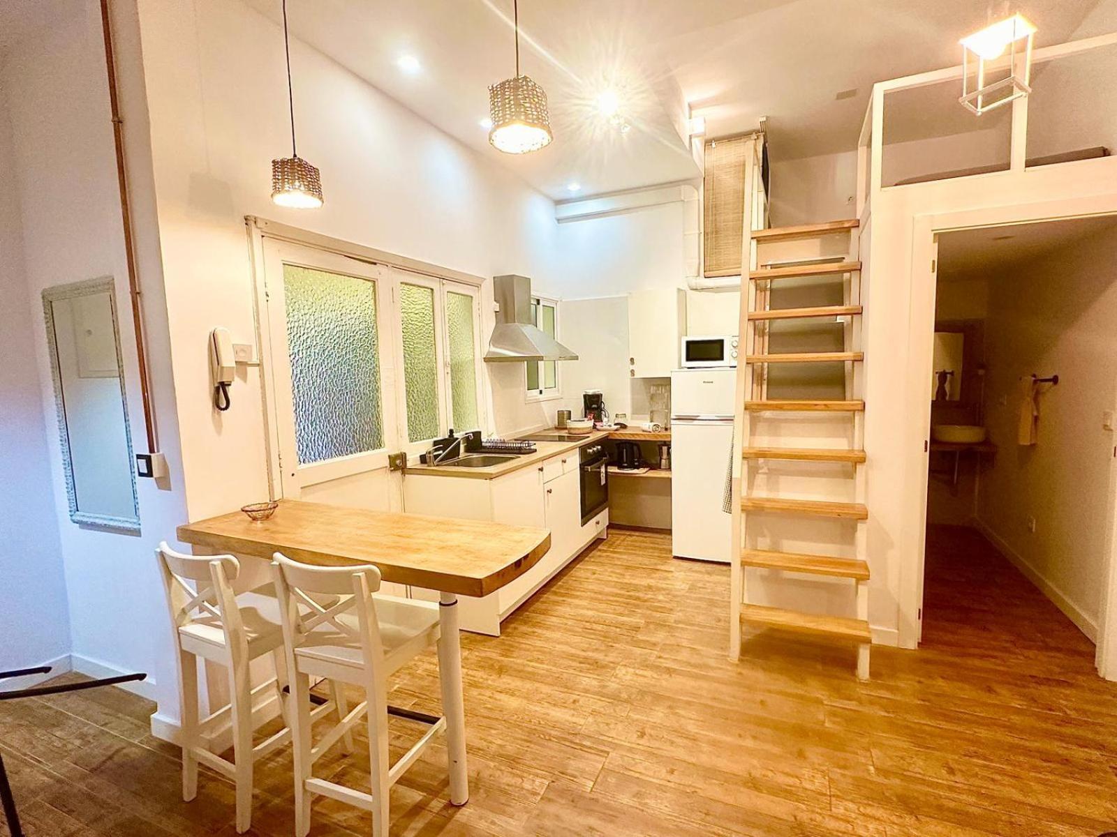 Apartamento En El Corazon De Santa Cruz Bagian luar foto